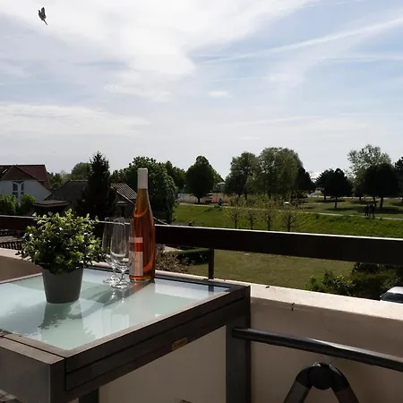 Am Pier 52 * Grömitz