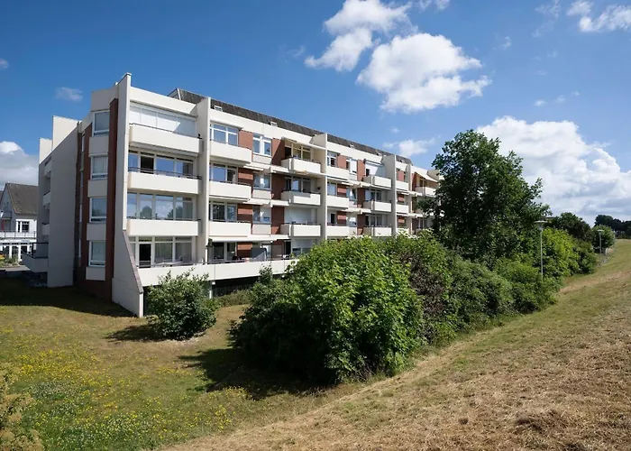 Apartment Am Pier 52 *